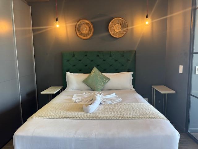 1 Bedroom Property for Sale in Woodstock Western Cape